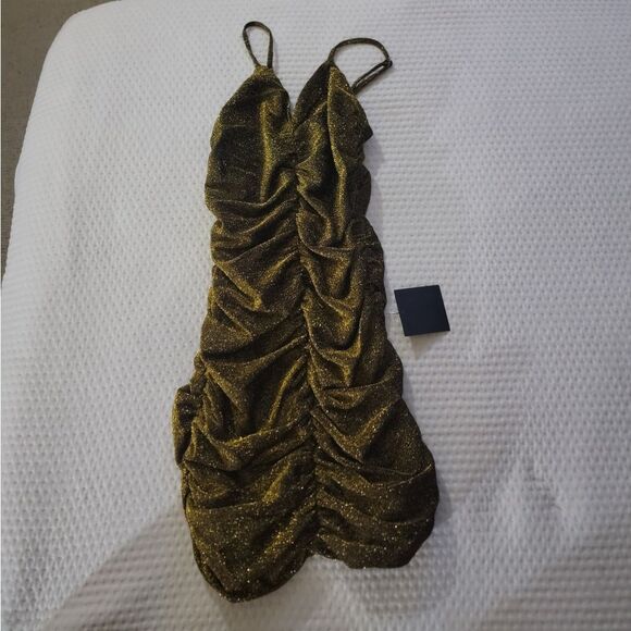 🆕️👗Lulus Gold Metallic  Ruched Bodycon Mini Dress, Sz Small - Picture 7 of 9